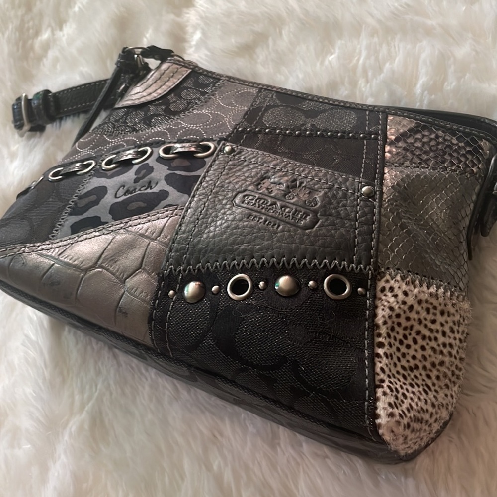 Y2K Mini Coach Patchwork Purse - Picture 4 of 16